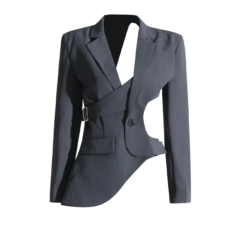 Blazer con corte asimétrico