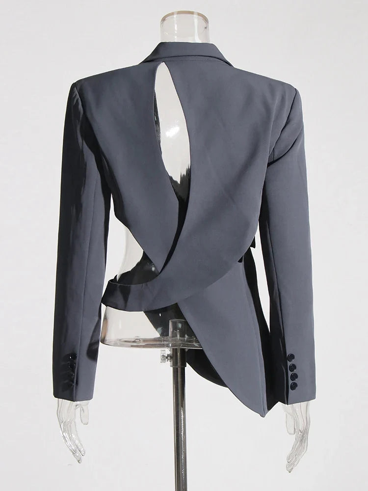 Blazer con corte asimétrico