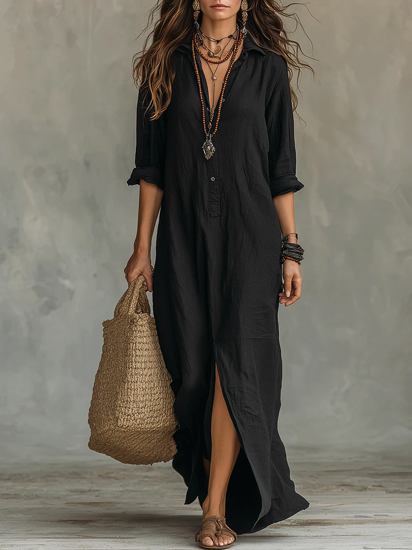 Soledad | Vestido largo de color negro con botones