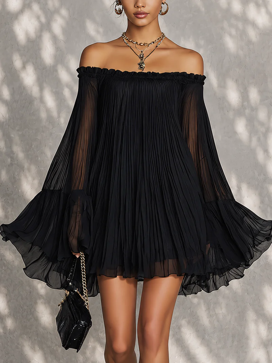 Océane | Minivestido negro con mangas acampanadas y hombros descubiertos